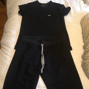 FIGS black technical collection scrubs